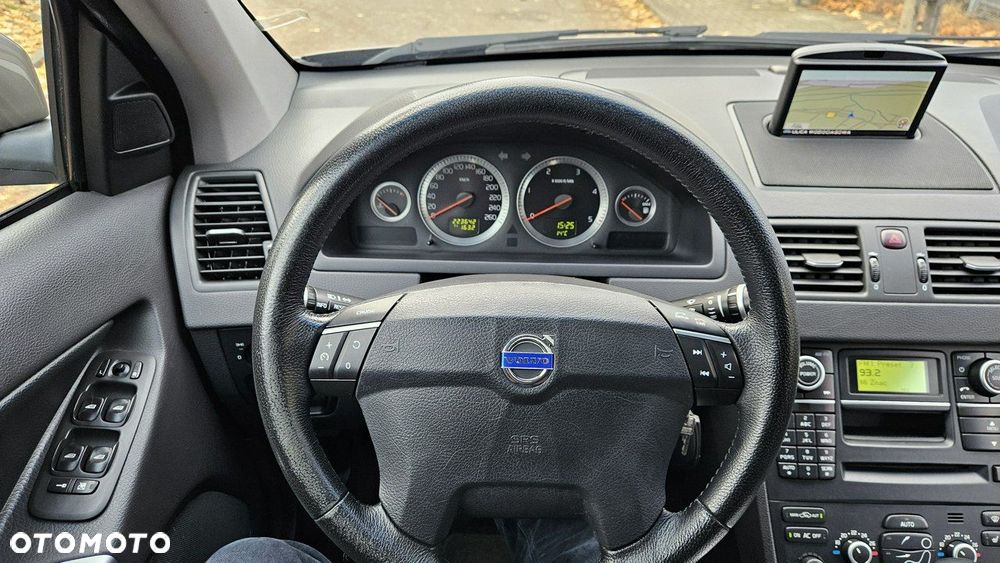 Volvo XC 90 D5 Momentum - 25