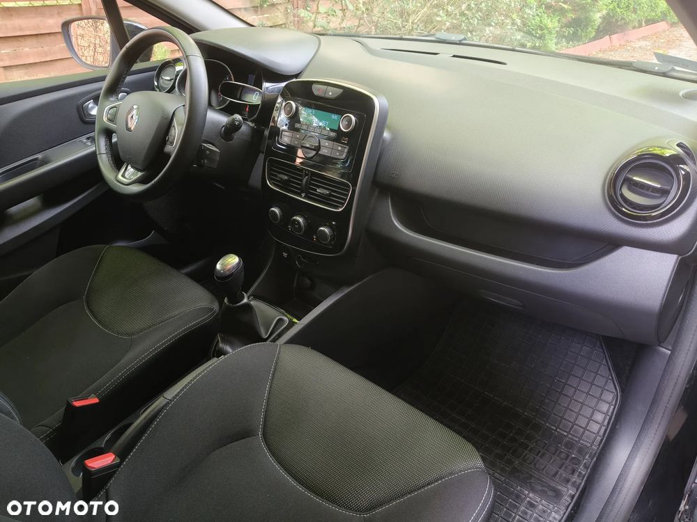 Renault Clio - 18