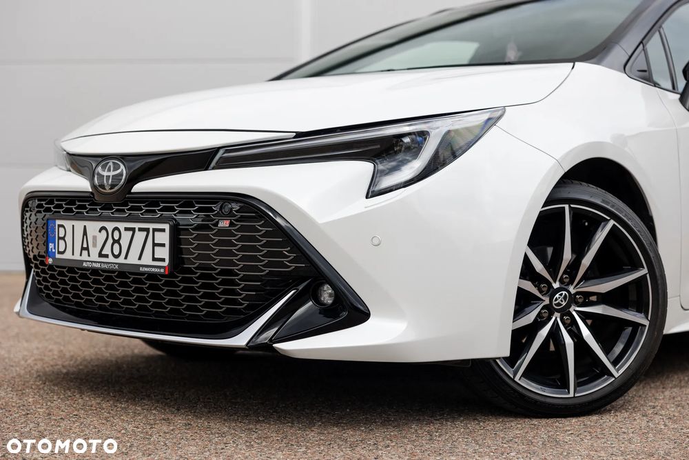 Toyota Corolla 1.8 Hybrid GR Sport - 6