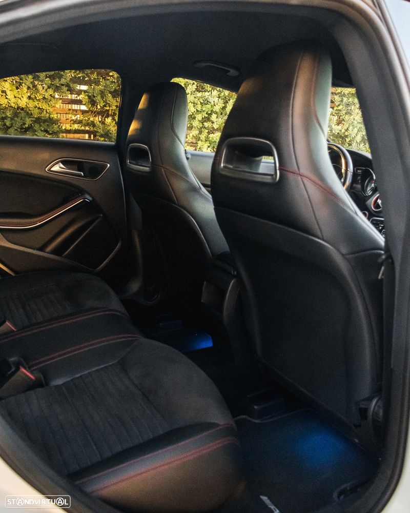 Mercedes-Benz CLA 200 CDI AMG Line - 11