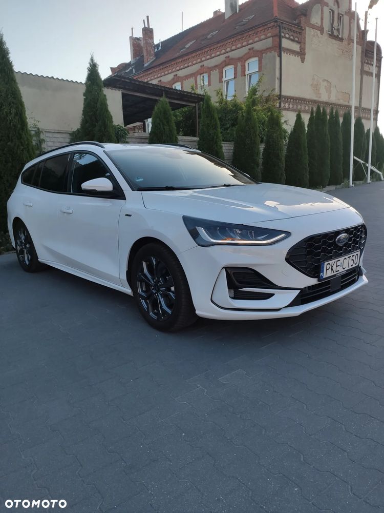 Ford Focus 1.0 EcoBoost Hybrid ST-LINE X - 2