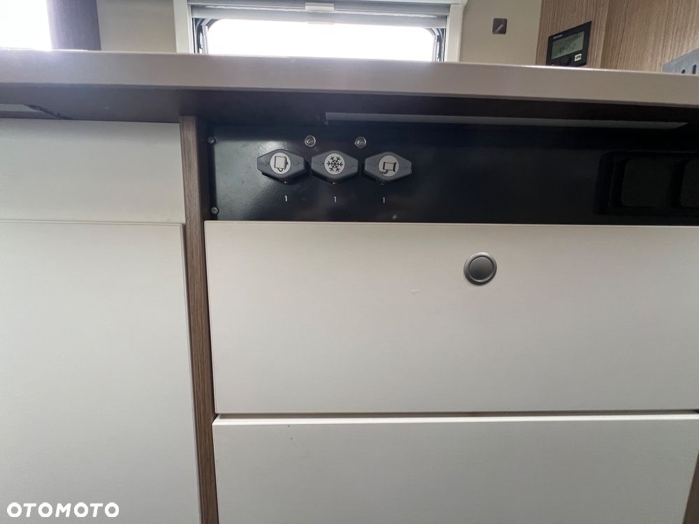 Fiat Ducato CARADO CAPRON Camper 2,3 6 os A-464 - 17