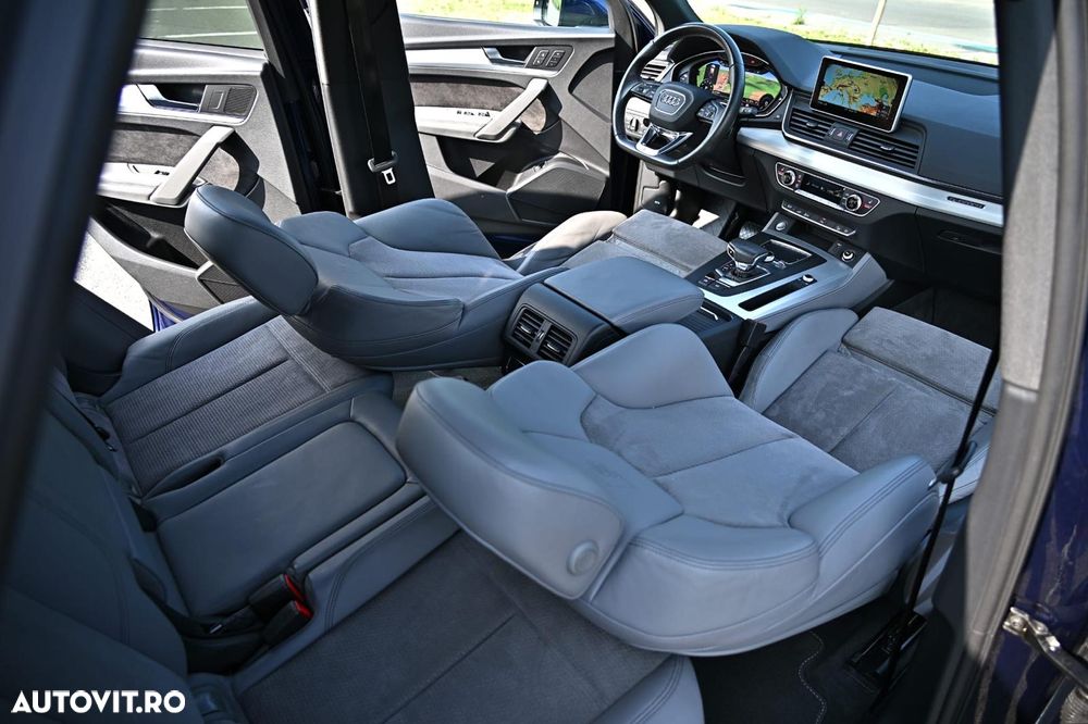 Audi Q5 55 TFSIe quattro S tronic S line business - 27