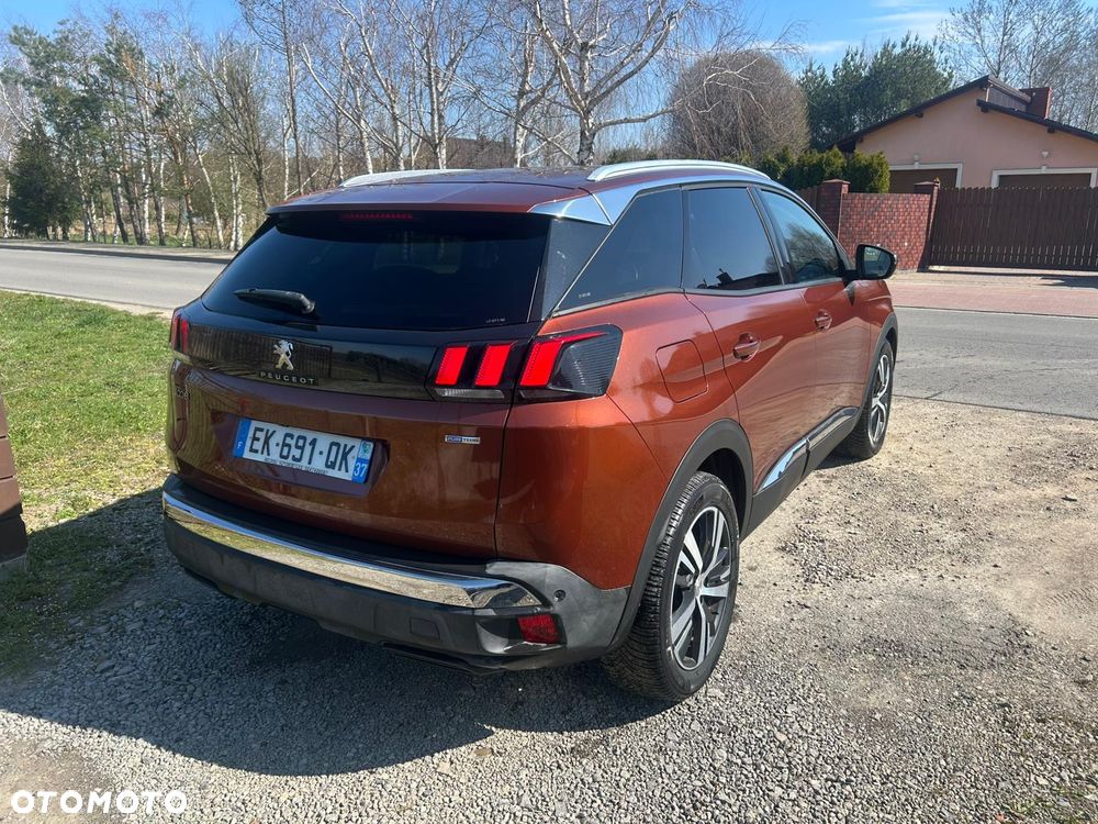 Peugeot 3008 1.2 PureTech Allure S&S - 5