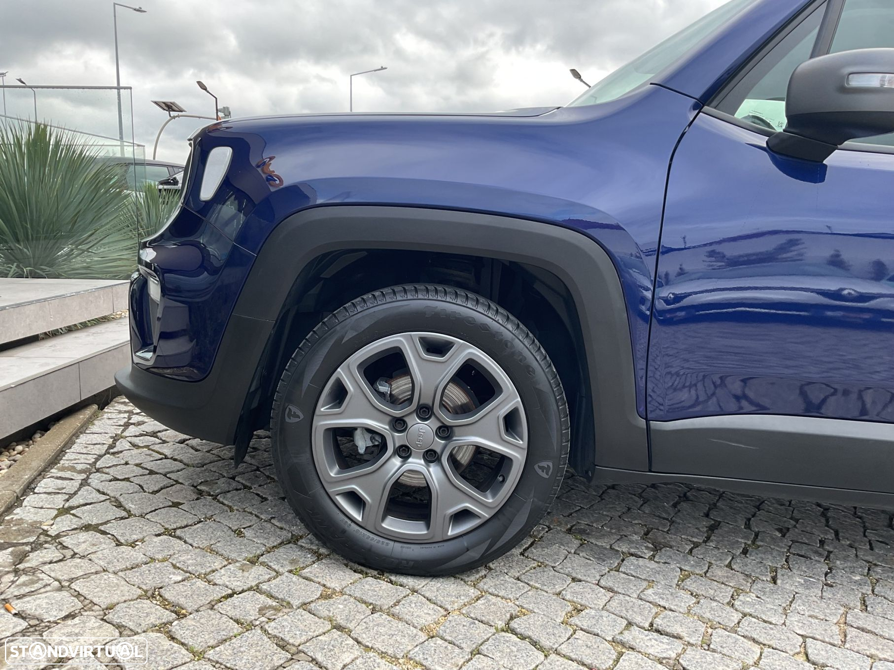 Jeep Renegade 1.0 T Limited - 13