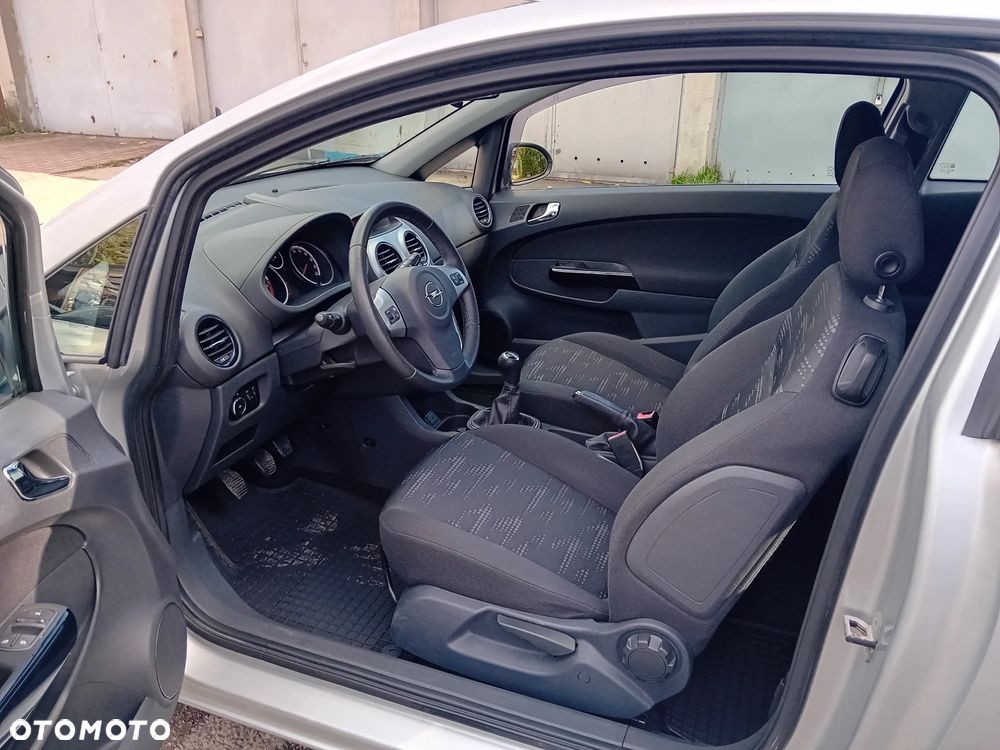 Opel Corsa 1.4 16V EcoFLEX Start-Stop Color Stripes - 10