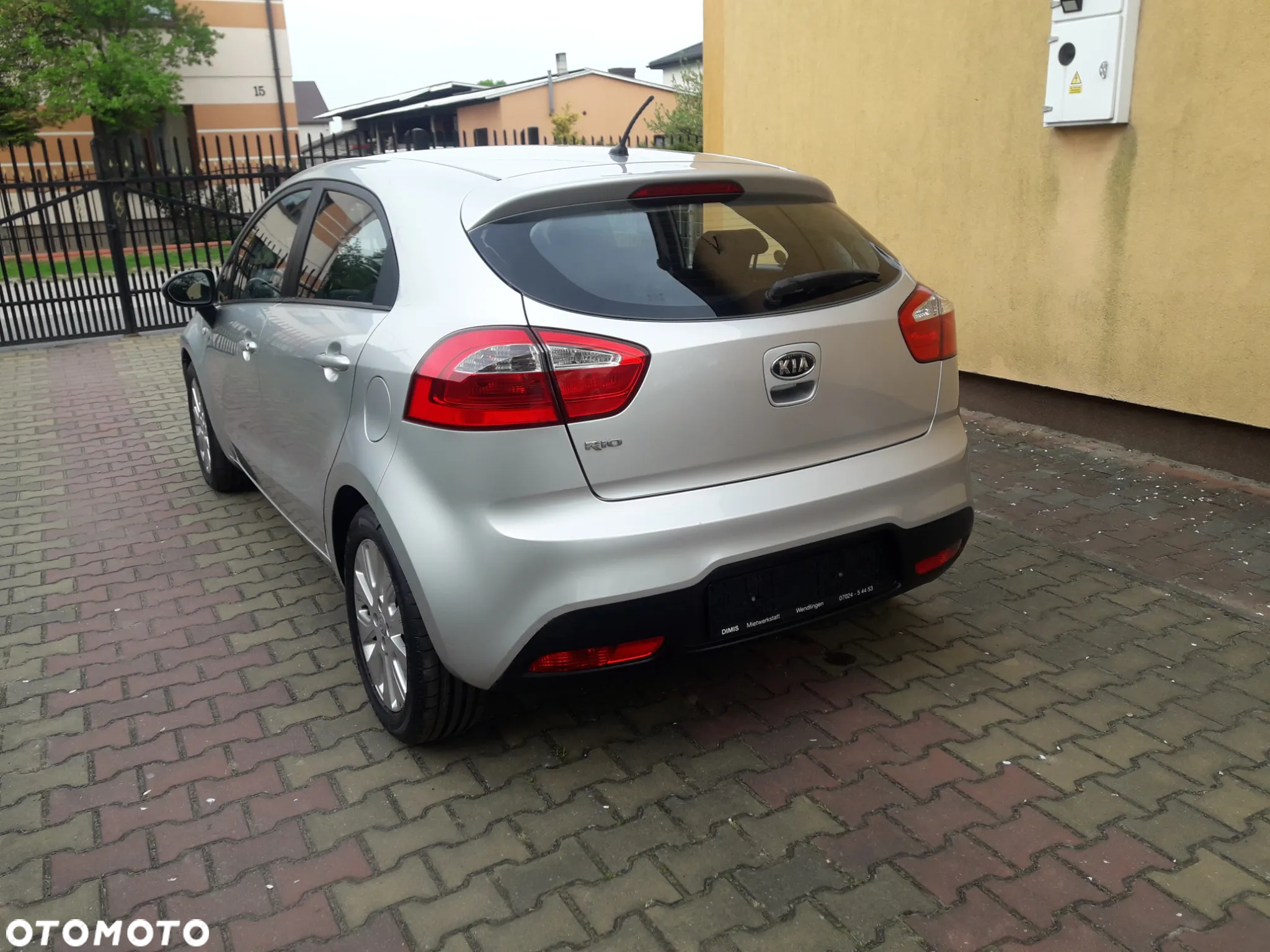 Kia Rio 1.2 Business Line - 8