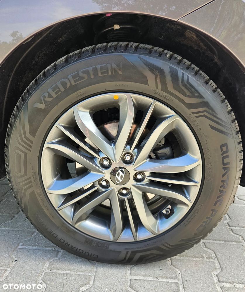 Hyundai ix35 2.0 CRDi 4WD Automatik Premium - 23
