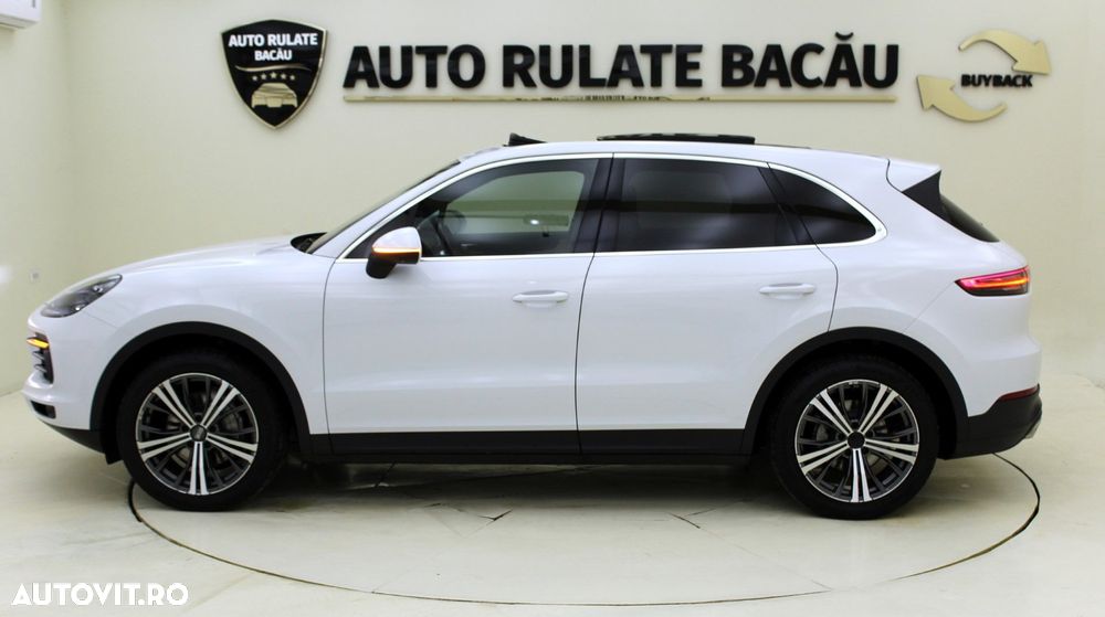 Porsche Cayenne - 5
