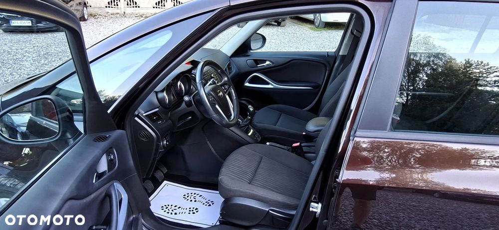 Opel Zafira Tourer 1.4 Turbo Selection - 13