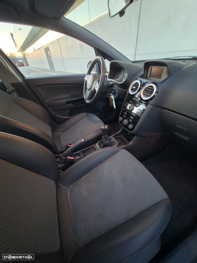 Opel Corsa 1.2 inTouch - 11