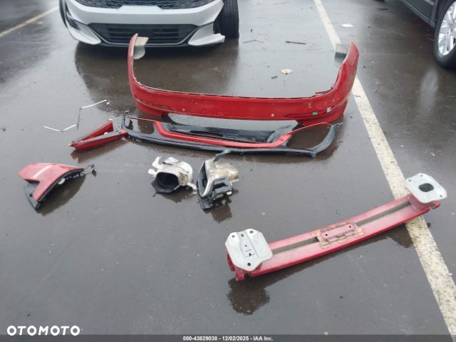 Volvo S60 T5 R-Design - 14