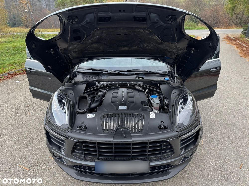 Porsche Macan - 36