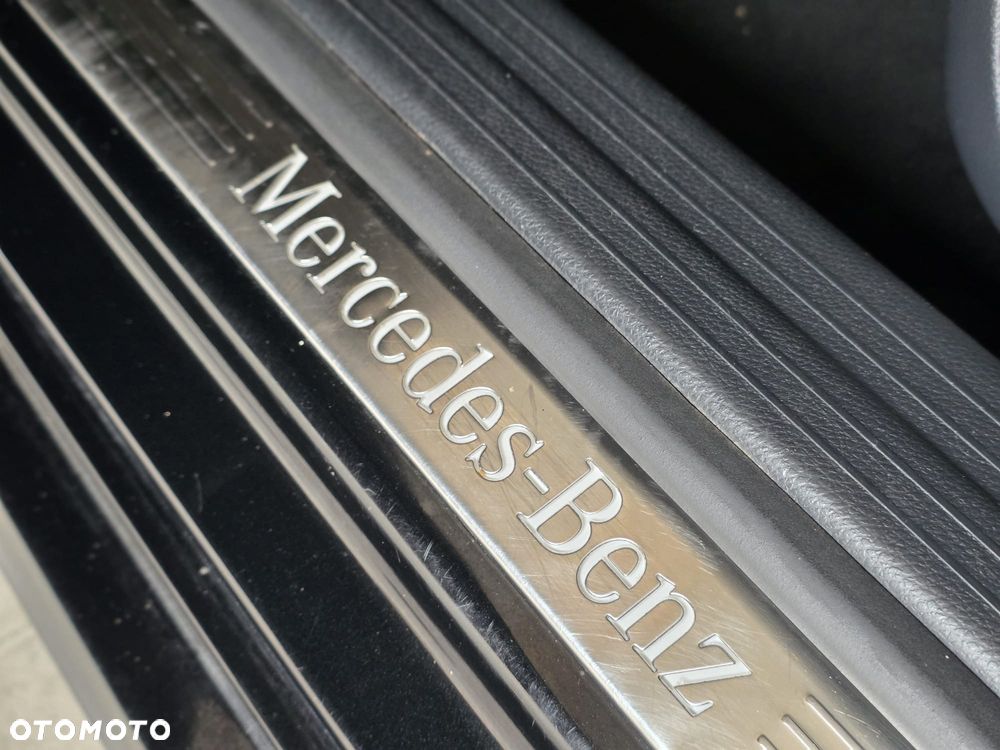 Mercedes-Benz CLA 200 - 4