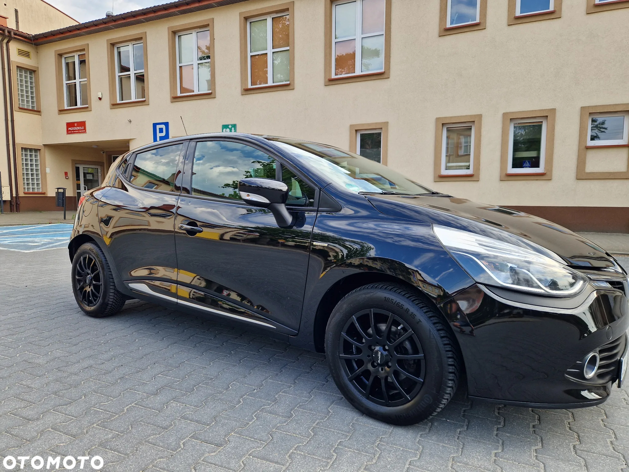 Renault Clio 1.2 16V Limited EU6 - 22