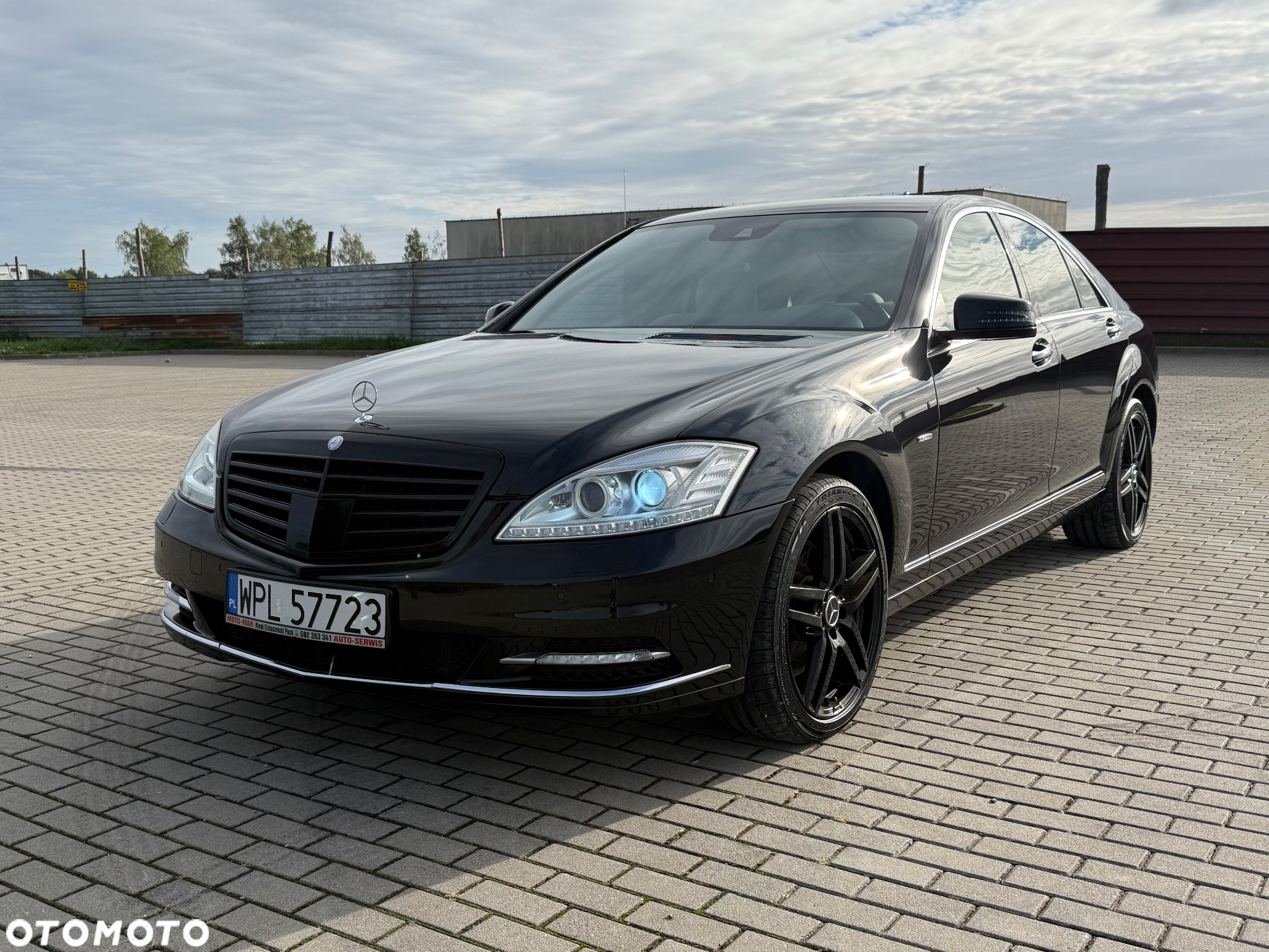 Mercedes-Benz Klasa S 350 CDI 4Matic DPF 7G-TRONIC BlueEFFICIENCY - 2