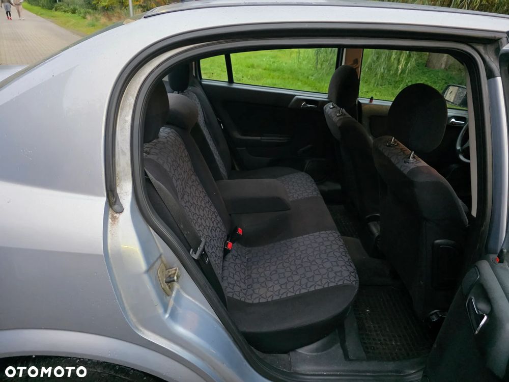 Opel Astra II 1.8 Elegance - 12