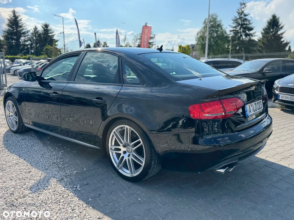Audi A4 Limousine 2.0 TFSI quattro S line Sportpaket (plus) - 13