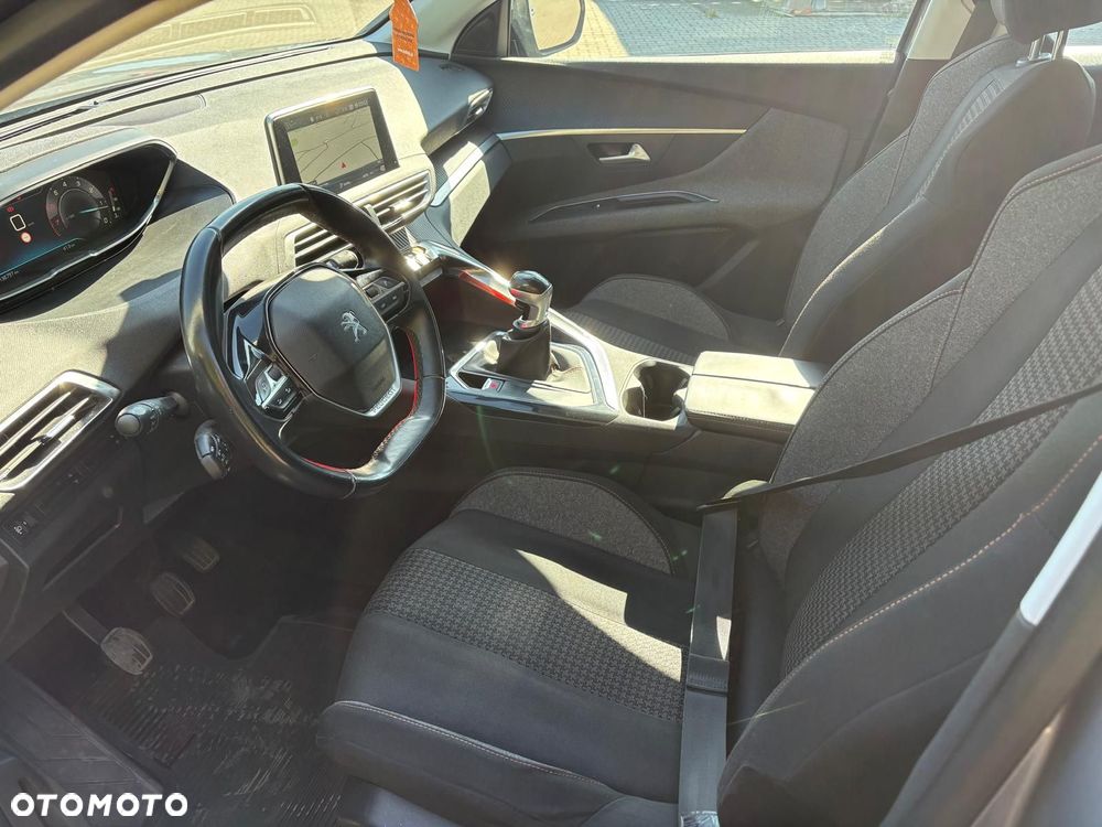 Peugeot 3008 1.2 PureTech Active - 8