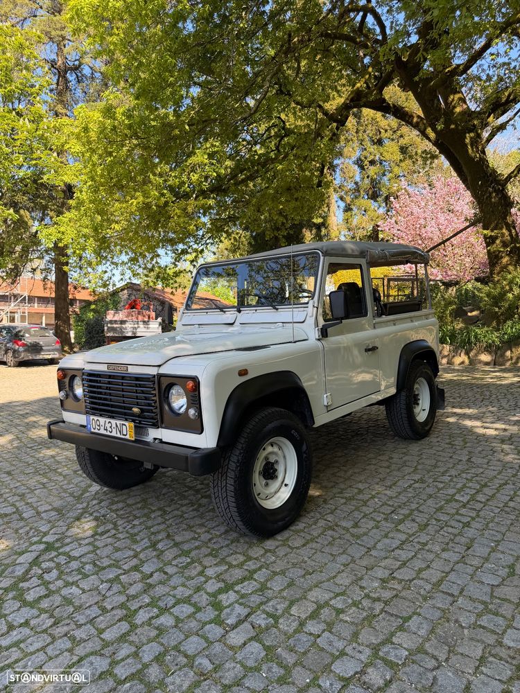 Land Rover Defender 90 2.5 Td5 Soft Top - 14