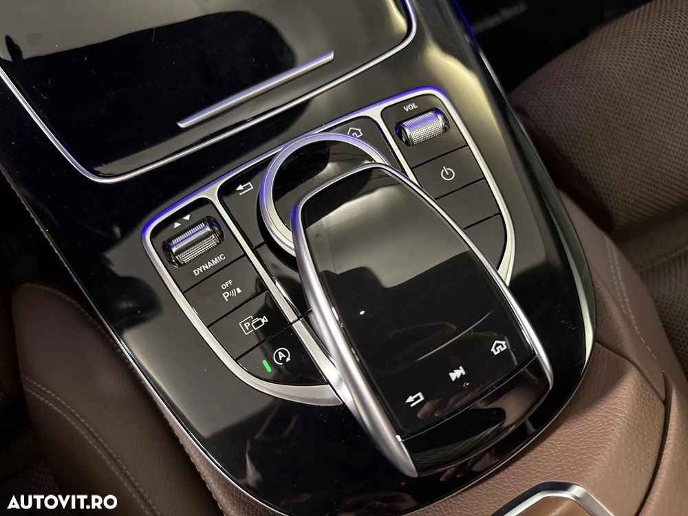 Mercedes-Benz E - 18
