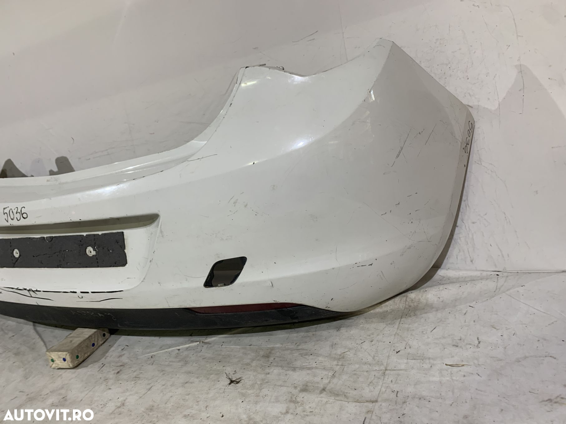 Bara spate Opel Astra J, Hatchback, 2009, 2010, 2011, 2012, cod origine OE 13266587. - 2