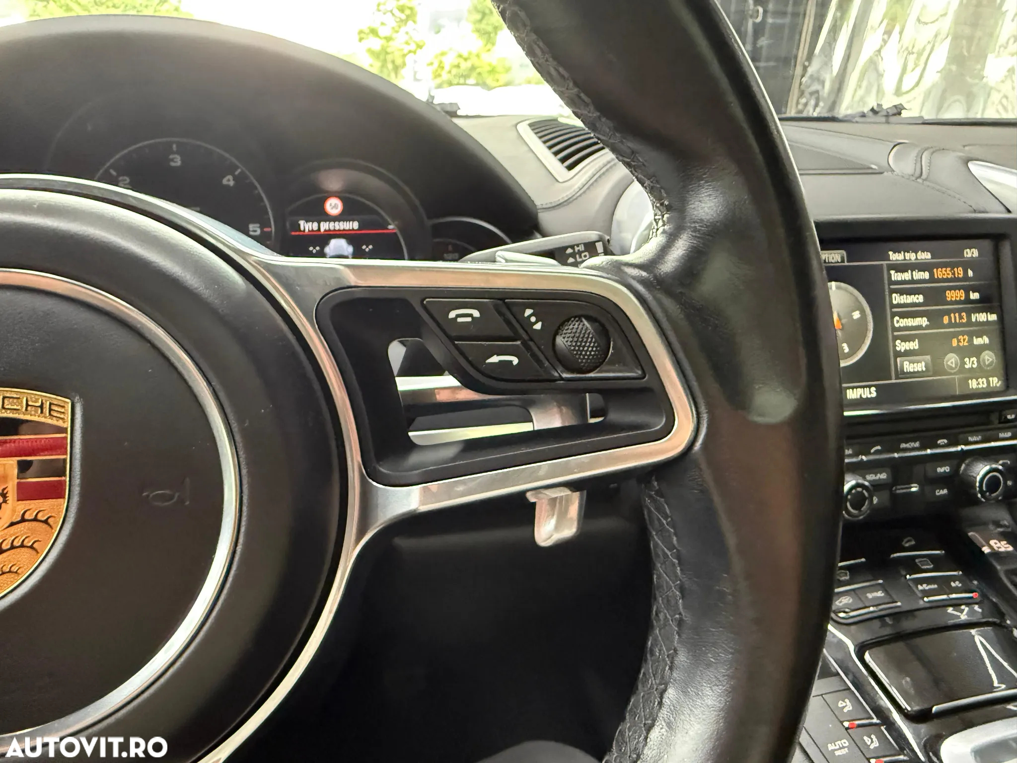 Porsche Cayenne 3.0 L - 18