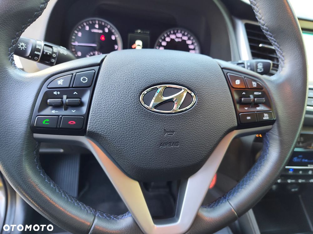Hyundai Tucson blue 1.6 GDi 2WD Navi - 14