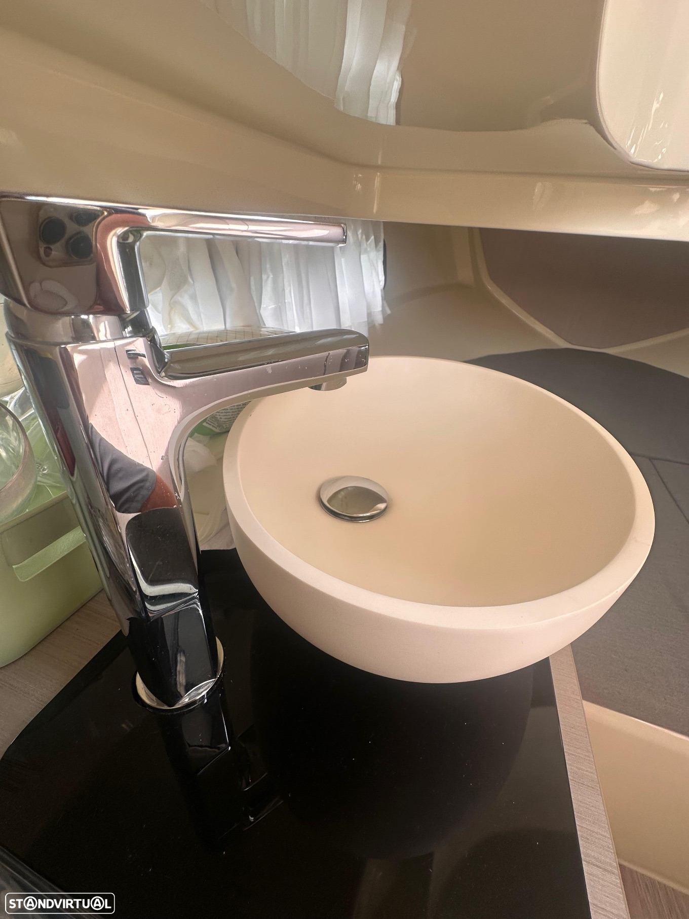 Invictus Yachts CX 240 - 22