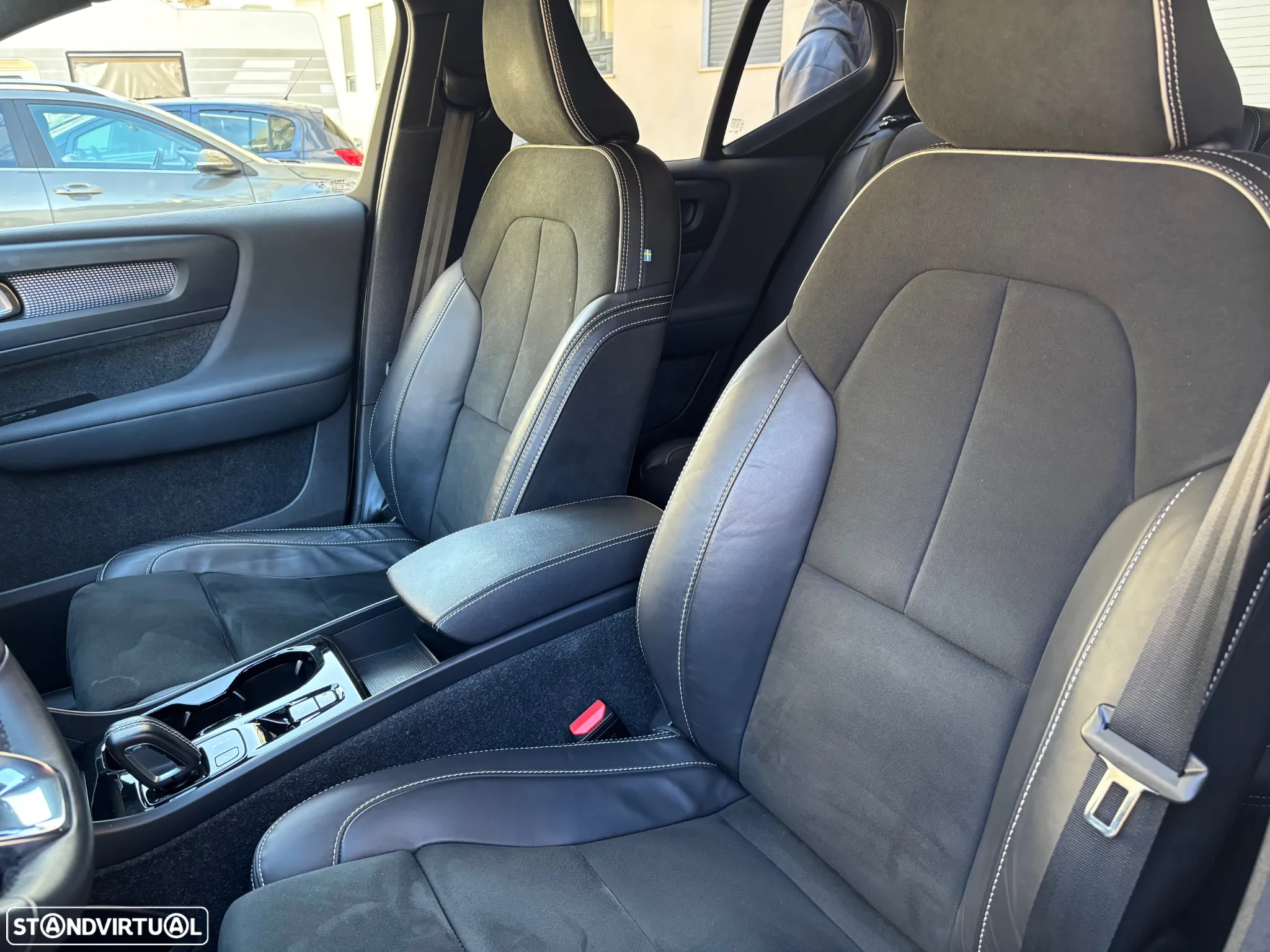 Volvo XC 40 1.5 T4 PHEV R-Design - 13