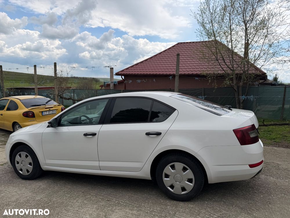 Skoda Octavia 1.6 TDI Style - 4