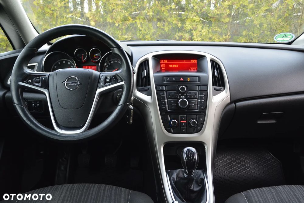 Opel Astra 1.6 Design Edition - 35