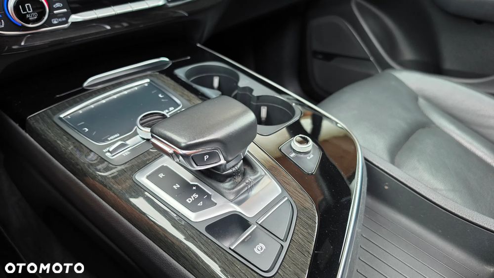 Audi Q7 - 35