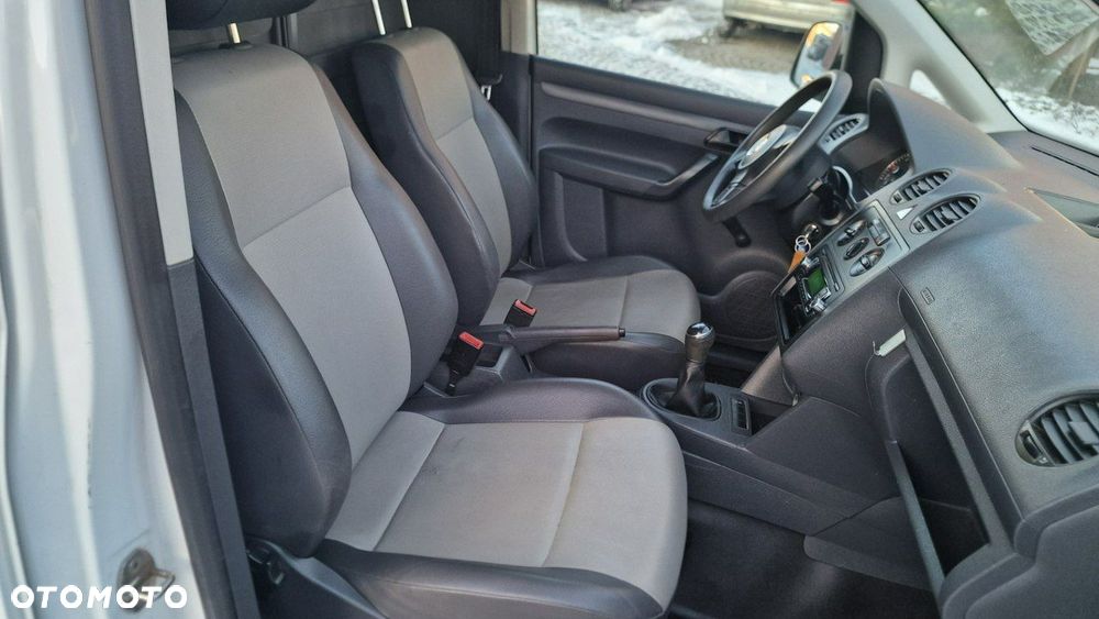 Volkswagen Caddy - 10