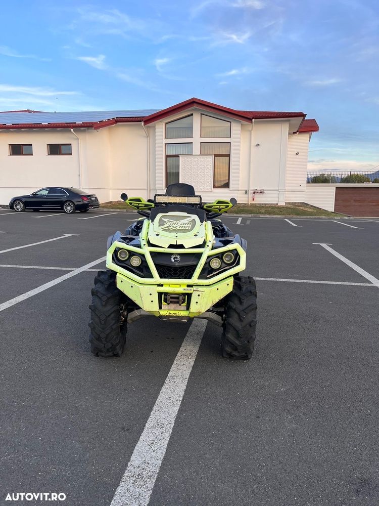 Can-Am Outlander - 1