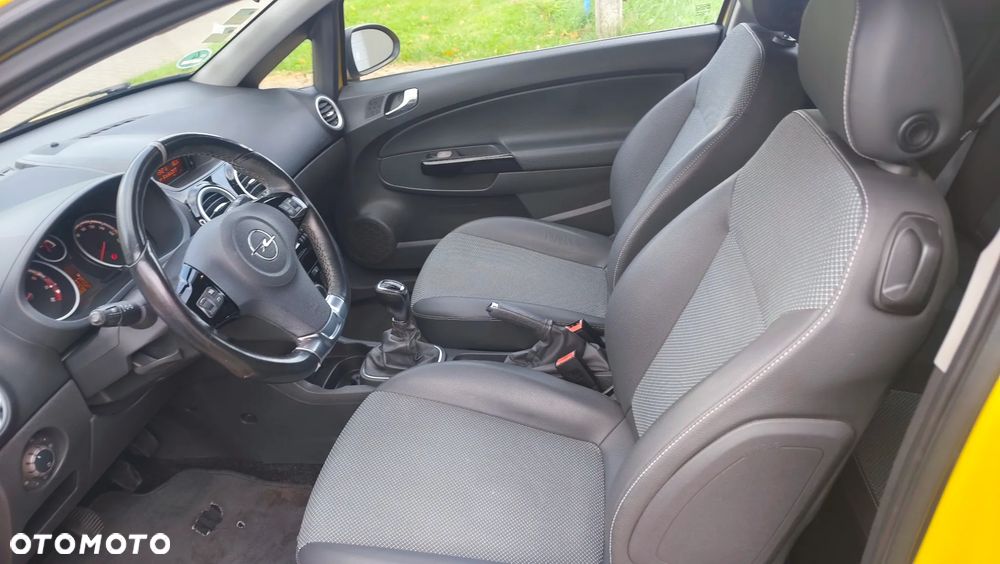 Opel Corsa 1.2 16V Sport - 22