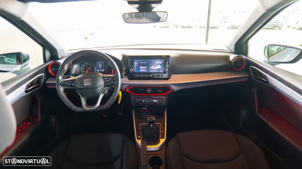 SEAT Arona 1.0 TSI FR - 26