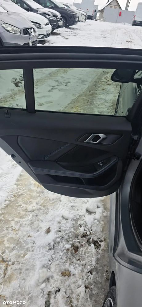 BMW Seria 1 120i Edition Colorvision - 26