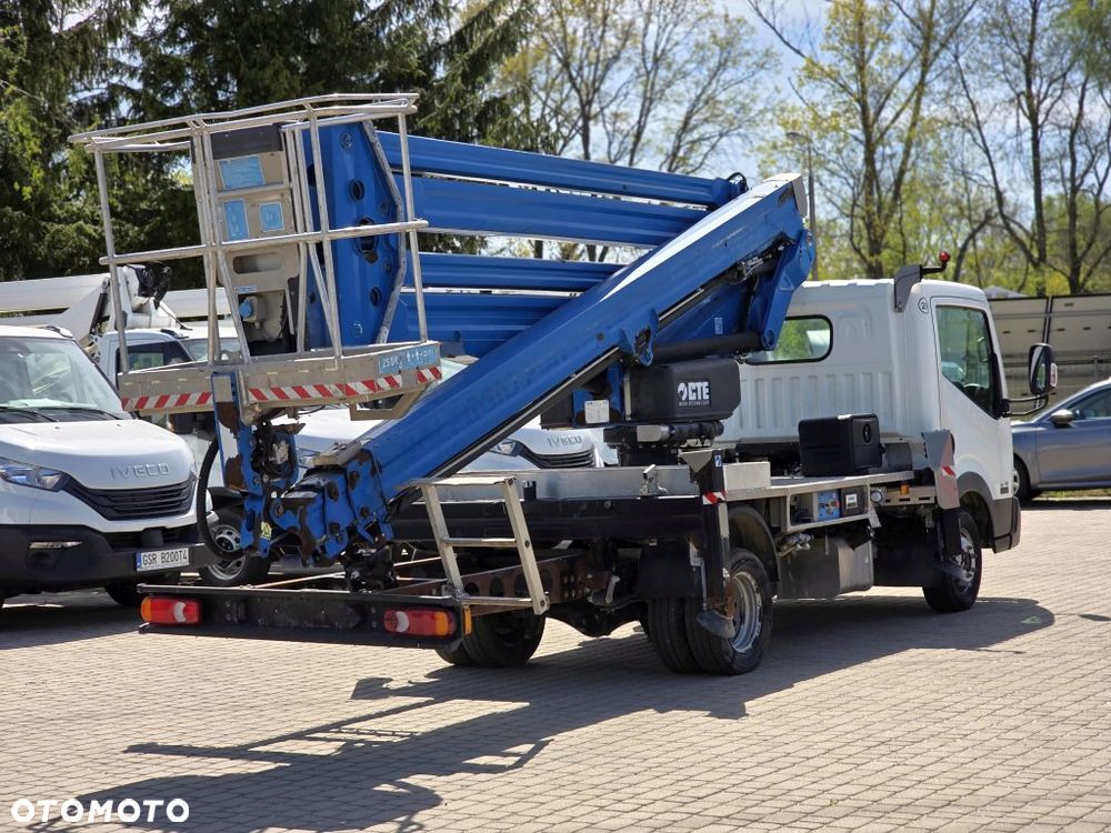 Nissan Cabstar - 3