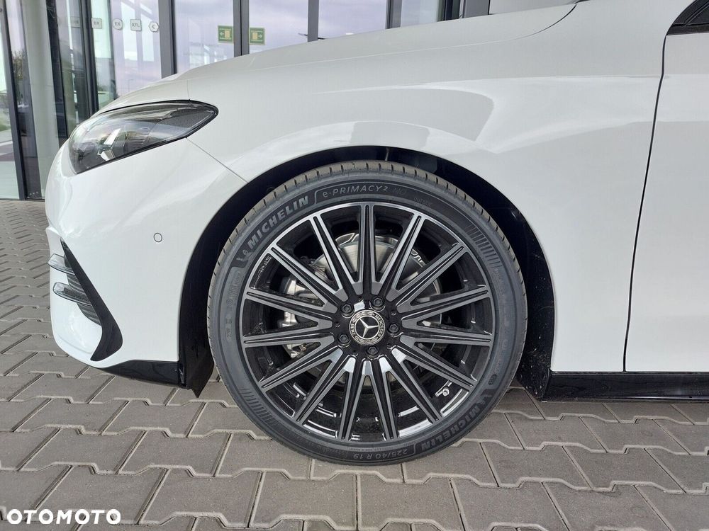 Mercedes-Benz CLA - 5