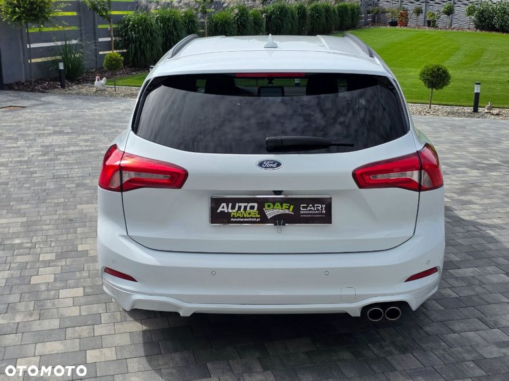 Ford Focus - 36
