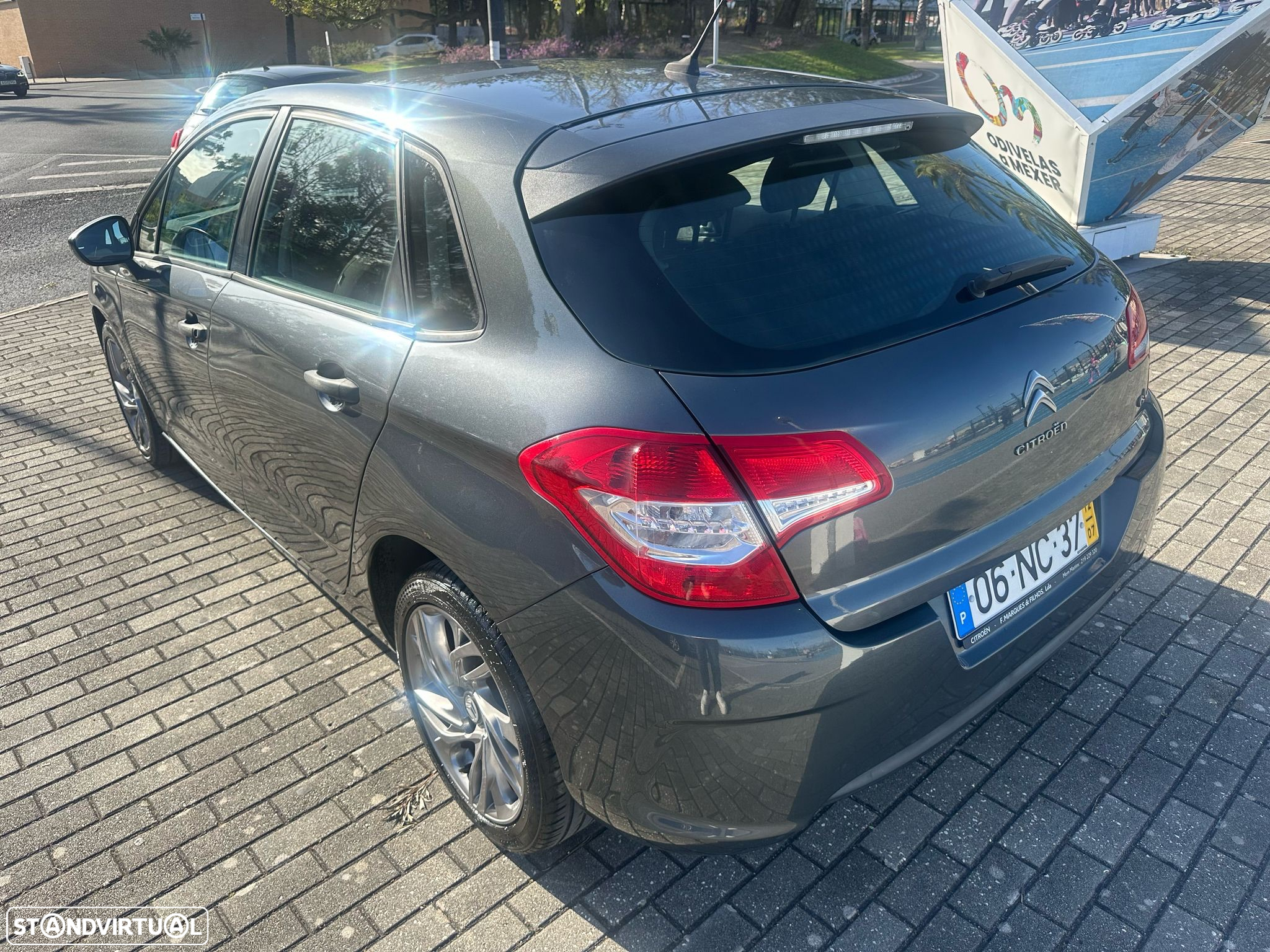 Citroën C4 1.6 HDi Attraction - 5