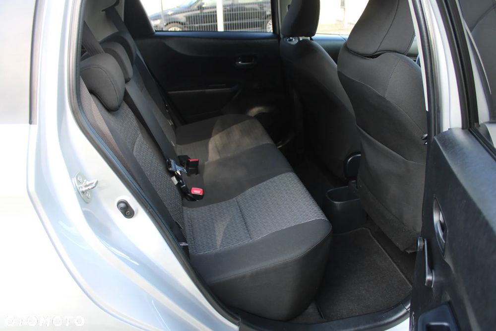 Toyota Yaris - 27