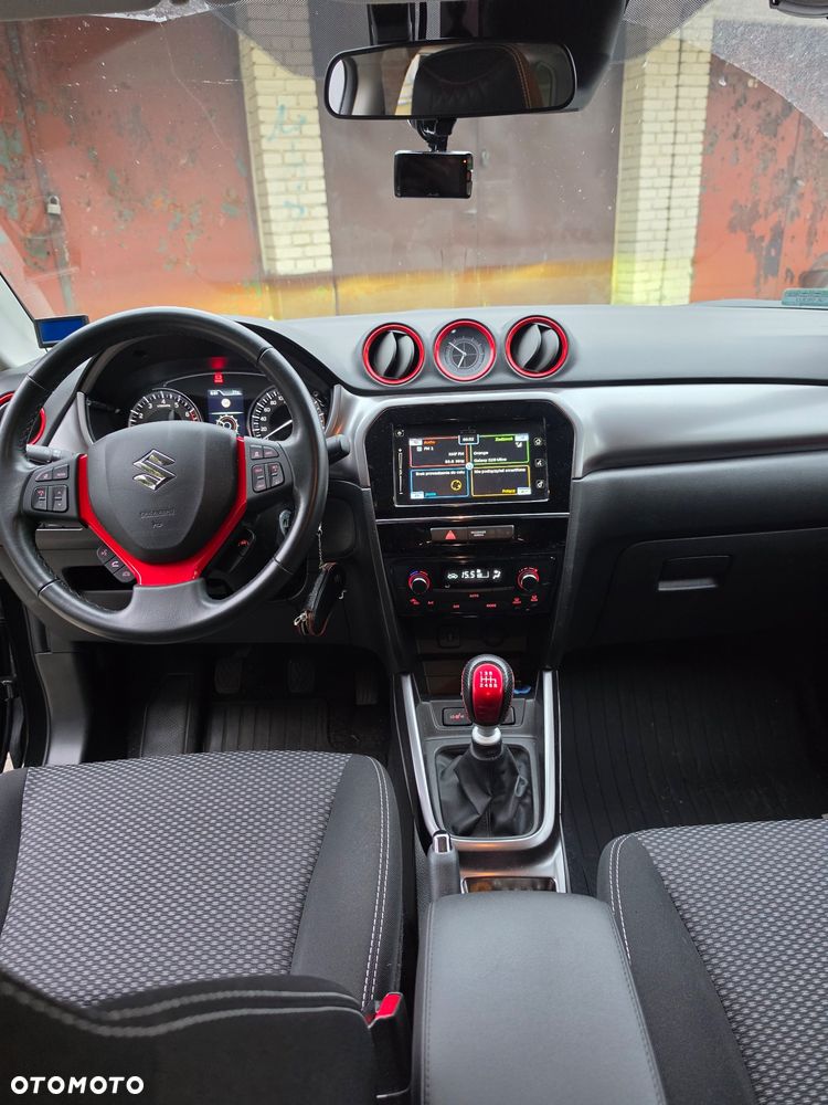 Suzuki Vitara 1.4 Boosterjet SHVS Premium 2WD - 6
