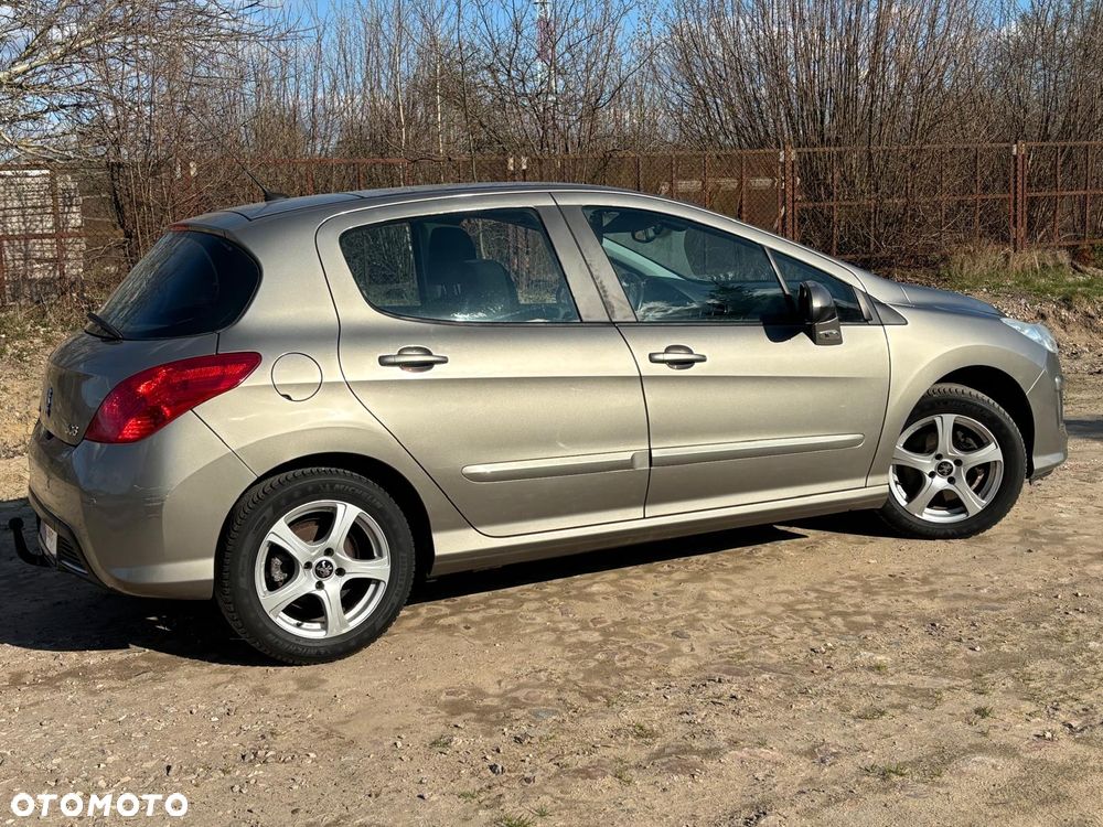 Peugeot 308 1.6 Premium - 21