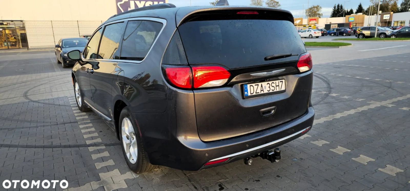 Chrysler Pacifica - 6