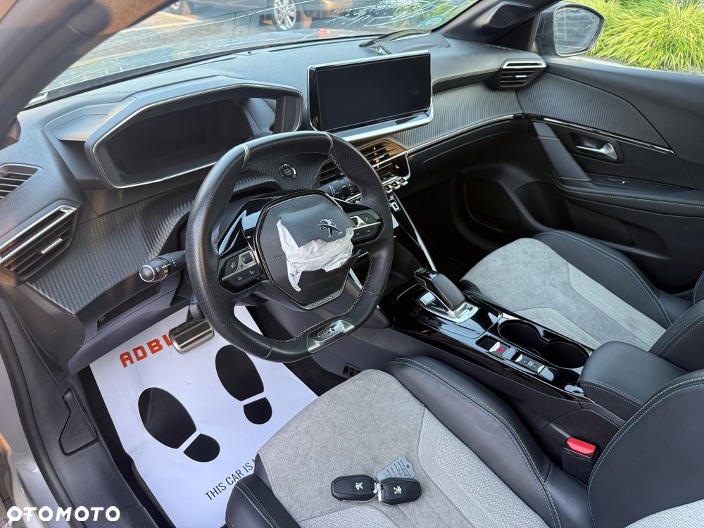 Peugeot 208 GT - 23