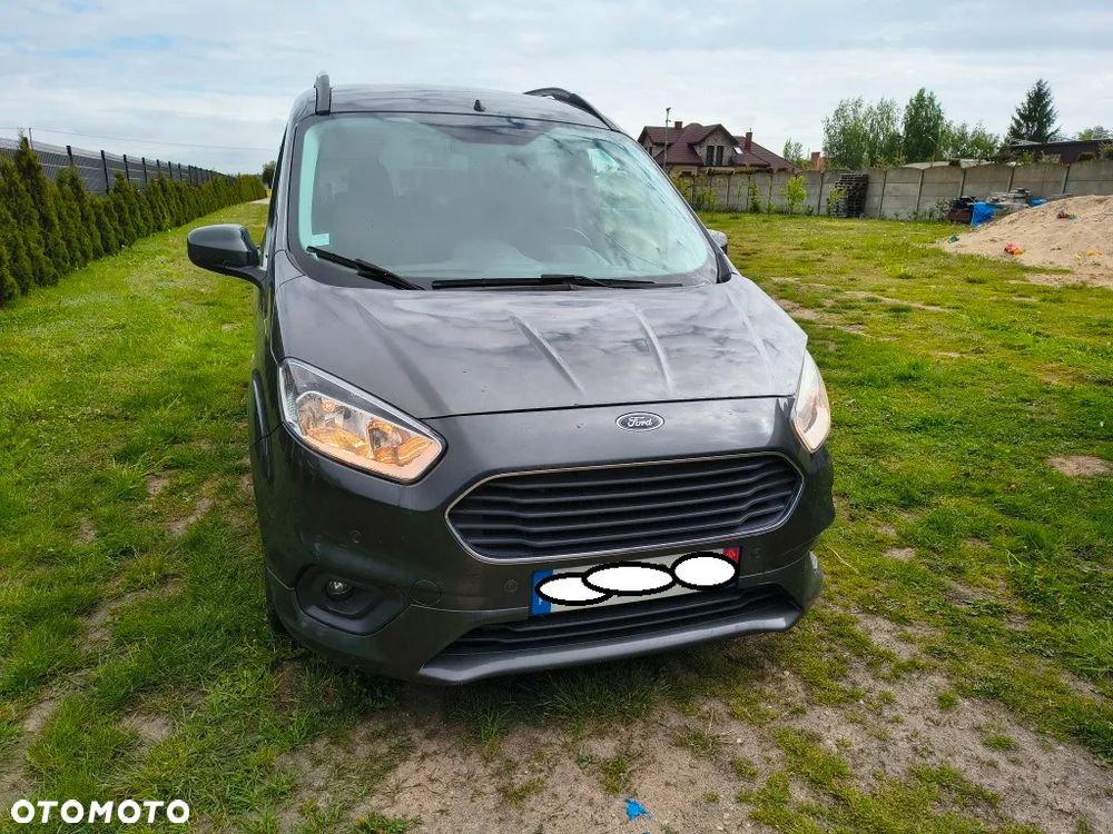 Ford Tourneo Courier - 8