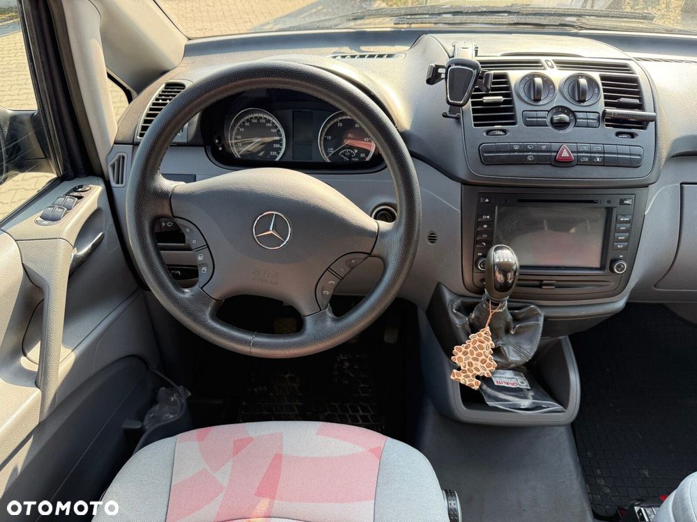 Mercedes-Benz Viano - 16