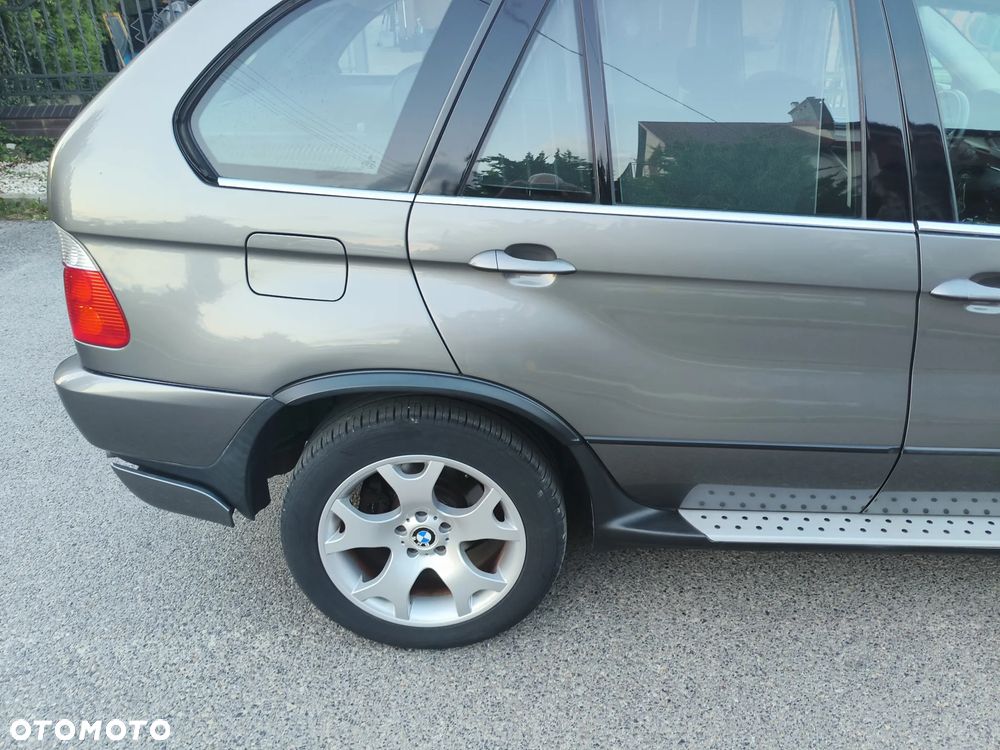 BMW X5 4.4 i Edition Exclusive Sport - 26